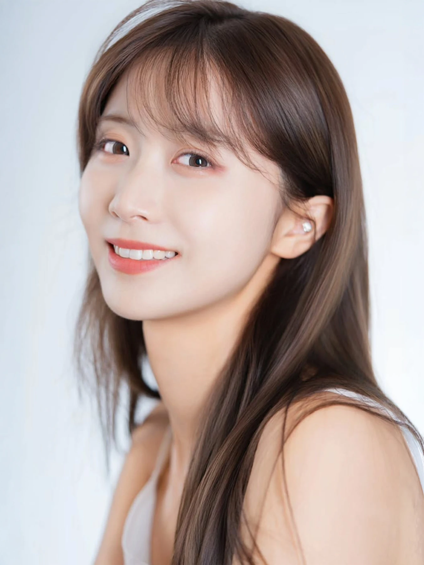 미소를 담은 인물 포트레이트